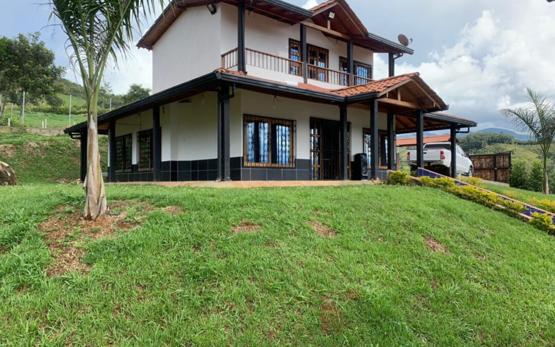FINCA (PORCE – MEDELLIN)